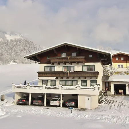 Beautiful With Large, Sunny Balcony * Hollersbach im Pinzgau