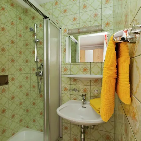 Beautiful With Large, Sunny Balcony Apartamento Hollersbach im Pinzgau