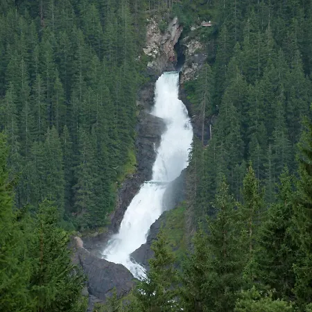 Beautiful With Large, Sunny Balcony Hollersbach im Pinzgau